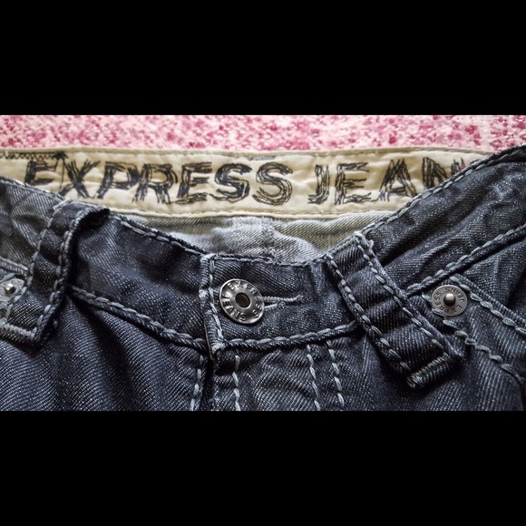 EXPRESS Men’s Distressed Jeans - Picture 3 of 6
